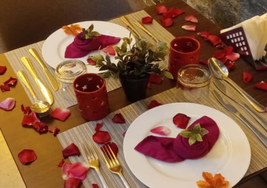 Marrakech: Romantic Spa Experience with Dinner - The dinner at Restaurant Chouf Lor: Moroccan comfort, done with care