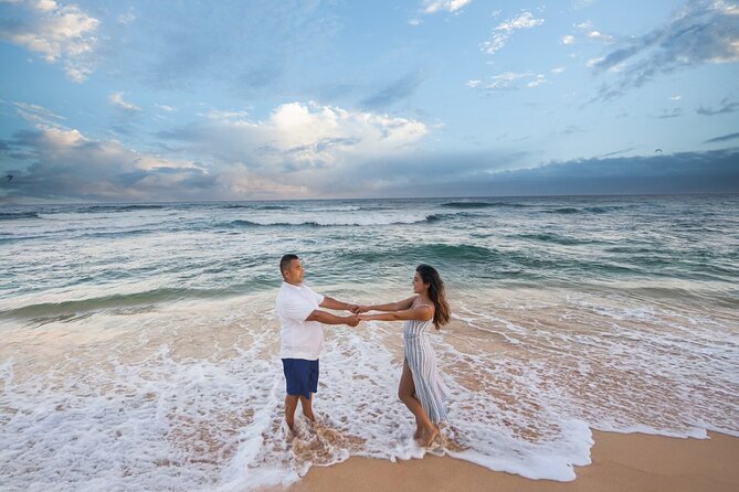 Maui Professional Photographer Couples and Families - A 45-Minute Maui Photo Session That Saves You the Work