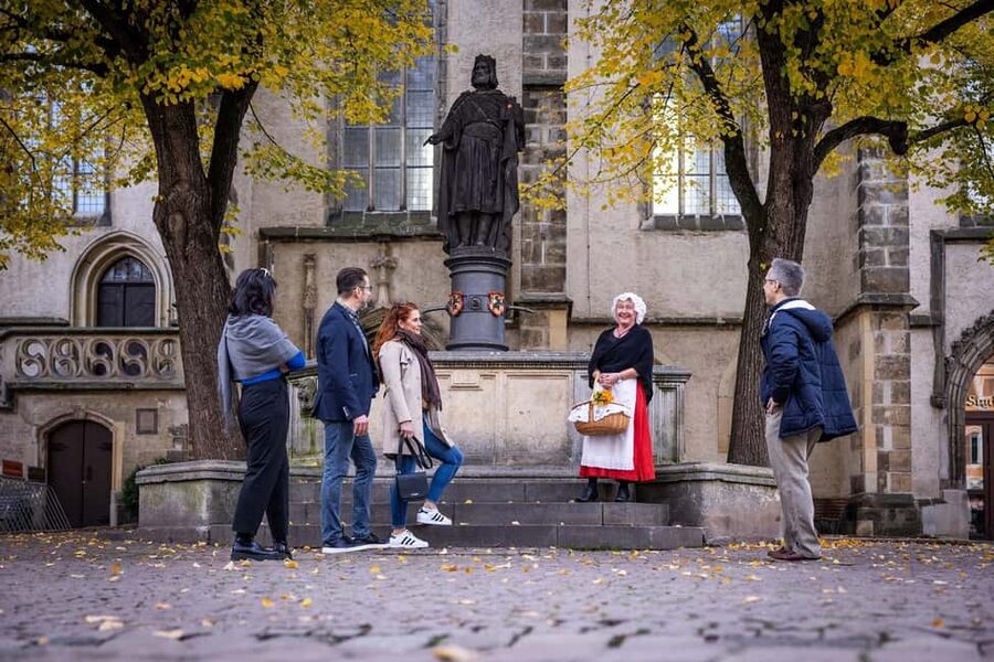 Meißen: Guided Walking Tour 'Romantic Evening Stroll' - Romantic Evening Stroll With the Bürgerfrau: what it really feels like