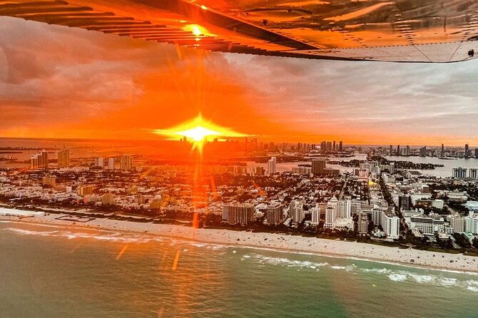 Miami Beach: Romantic Sunset Private Airplane Tour with Champagne - Why a 50-minute private sunset flight works in Miami
