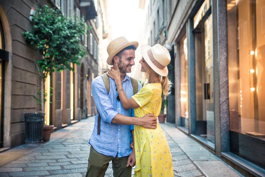 Milan: Romantic photoshoot for Couples - Should You Book This Milan Romantic Photoshoot?