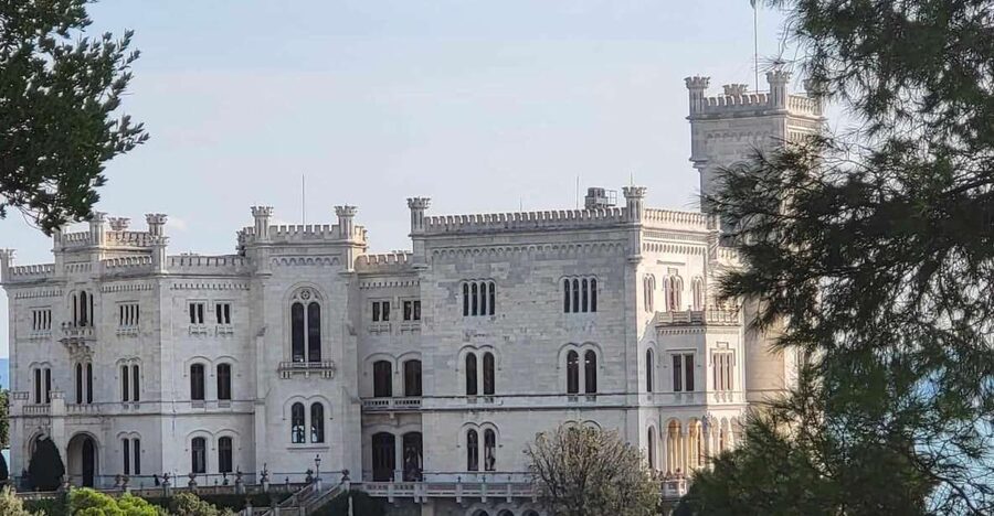 Miramare: The most romantic, beautiful and sad castle. - Key points to know before you go