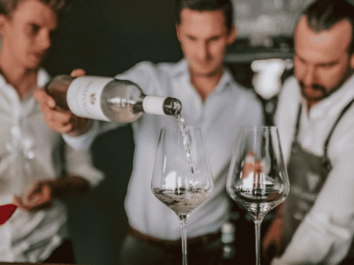 Munich: Romantic Wine Experience for Two at Viktualienmarkt - The Viktualienmarkt Advantage: Why This Location Works