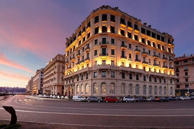 Naples: Romantic Gourmet Dinner on the Rooftop Terrace - Group Size and Timing: Calm, Not Chaotic