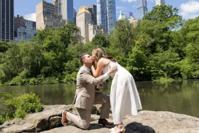 NYC: Surprise Proposal Photoshoot - Capture the Yes Forever - Marcio Honorato’s Discreet Photography Style