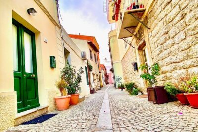 Olbia: Private Romantic Tuk-Tuk Tour - The ride along Olbia’s waterfront: Lungomare di Olbia and those sea-view moments