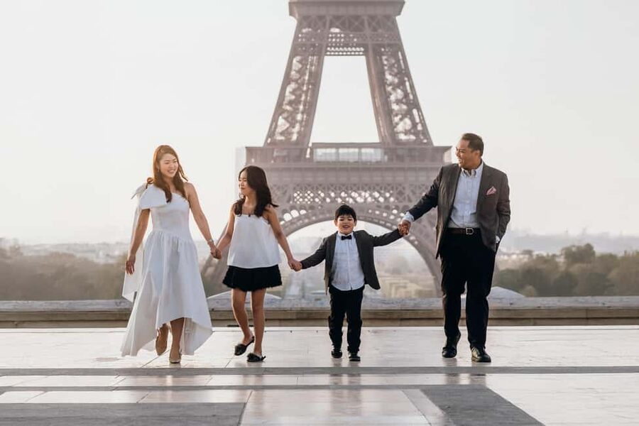 Paris: Private Eiffel Tower Photoshoot for Couples & Family - Key Things You’ll Love About This Eiffel Tower Photoshoot