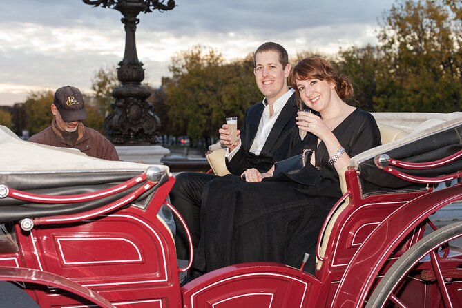 Paris Private Romantic Horse & Carriage Ride - Why start at the Eiffel Tower?