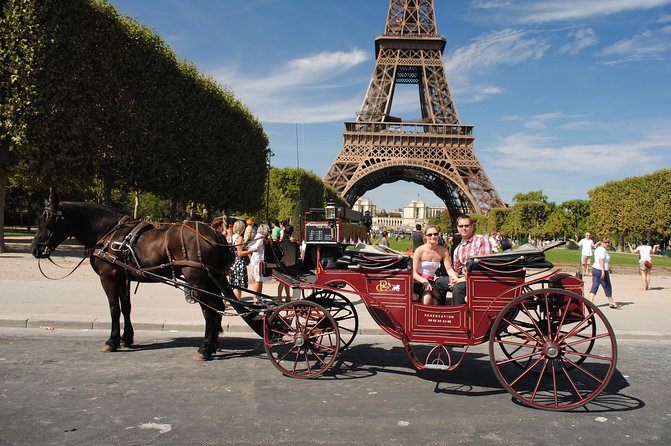Paris Private Romantic Horse & Carriage Ride - Champagne upgrade: when it’s worth the extra