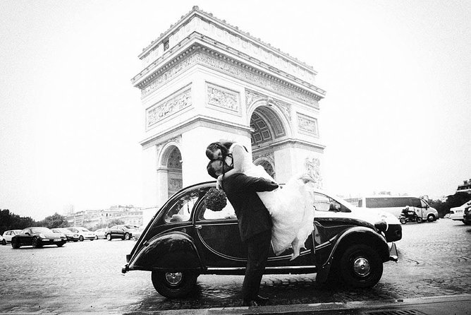 Paris Private Tour: Romantic Tour in a 2CV - What “Stopping for Pictures” Looks Like in Real Paris
