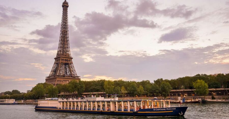 Paris: Romantic Cruise with 3-course Dinner on Seine River - Timing From First Night to Special Occasion