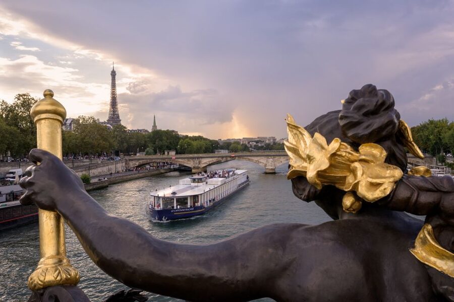 Paris: Romantic Cruise with 3-course Dinner on Seine River - Price and Value: Is $94 Worth It?