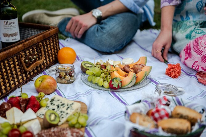 Parisian Romantic Picnic - When Weather Changes the Plan (and They Still Try to Save It)