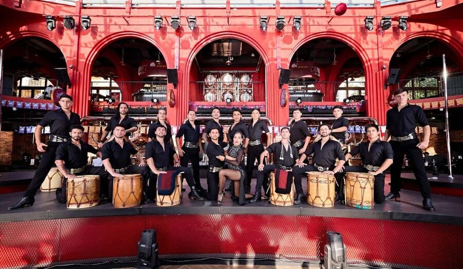 PhuQuoc Romantic Dinner with Symphony & Kiss of the Sea Show - Price and logistics: what $13 covers, and when it might feel pricey