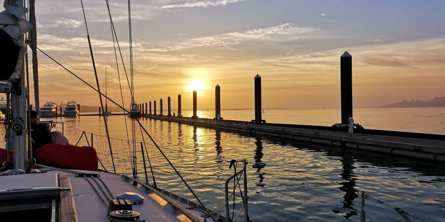 Porto: Romantic Sailboat Cruise - Jardins do Palácio de Cristal: the view that changes with every turn