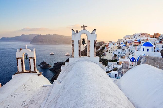 Private Beautiful Day or Romantic Sunset Cruise with Meal and Drinks - Key things you’ll enjoy most