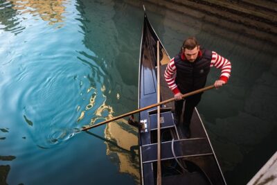 Private Crafted Gondola Ride on the Grand Canal - How long 30 minutes really feels (and why it can change)