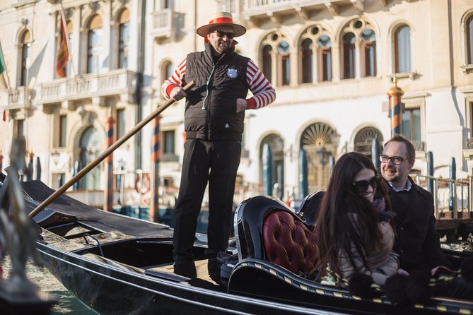Private Crafted Gondola Ride on the Grand Canal - Price and value: when $179 per group makes sense