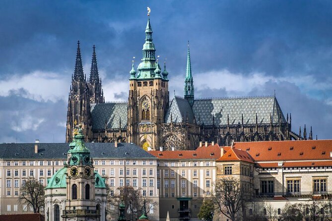 Private Prague Photoshoot for Individuals, Couples and Families - Key Points to Know Before You Go