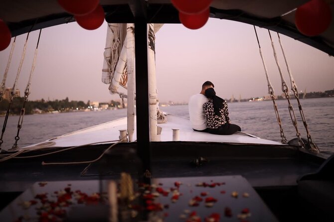 Private Romantic Dinner on the Nile - Music, dancing, and why onboard energy matters