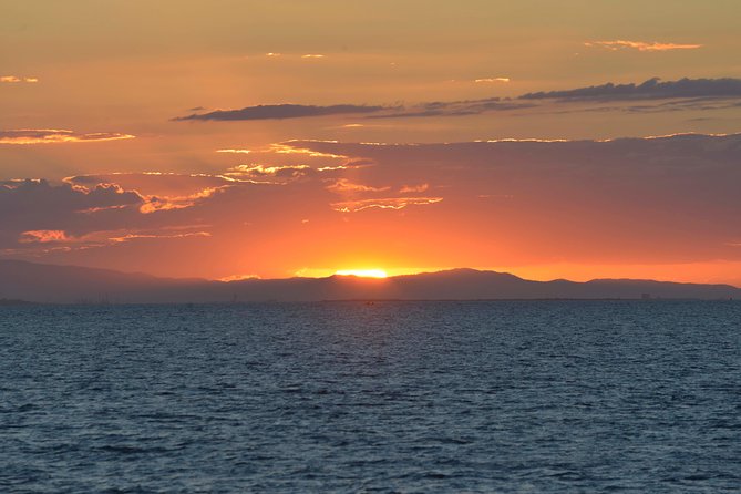 Private Romantic Melbourne Dinner Cruise for 2 - Private time with a captain who knows how to set a scene
