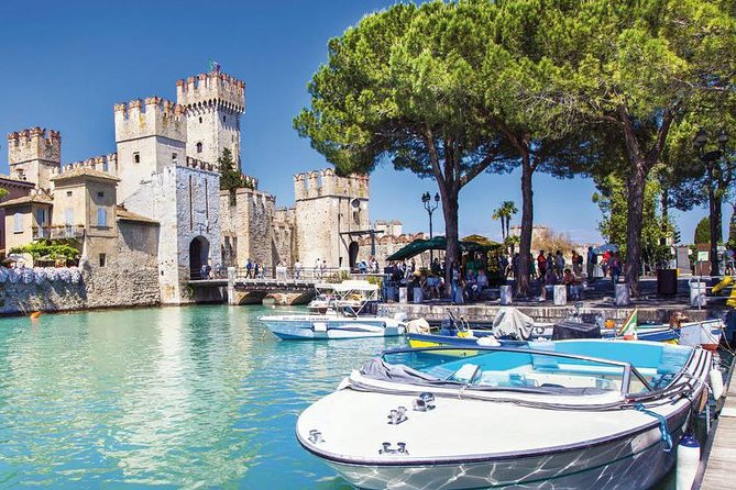 Private Romantic Motorboat Tour From Sirmione - How this private romantic motorboat tour from Sirmione really feels