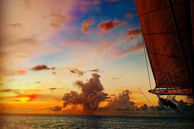 Private & Romantic Sunset Cruise Under Sails - What can go wrong: choppy water and the “it’s a sailboat” reality