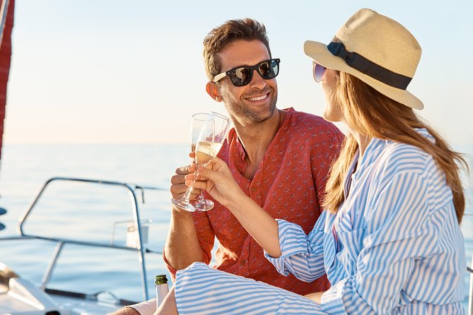Private Tour: Romantic Sailing Tour from Barcelona - Meeting at Business Yacht Club Barcelona: what happens before you sail