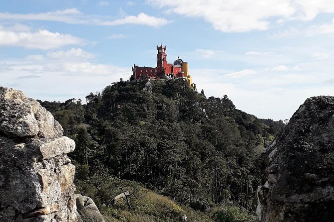 Private tour through the Romantic Sintra & Amazing Cabo da Roca & Cascais - Starting at 10:00: pickup, comfort, and how the day stays easy