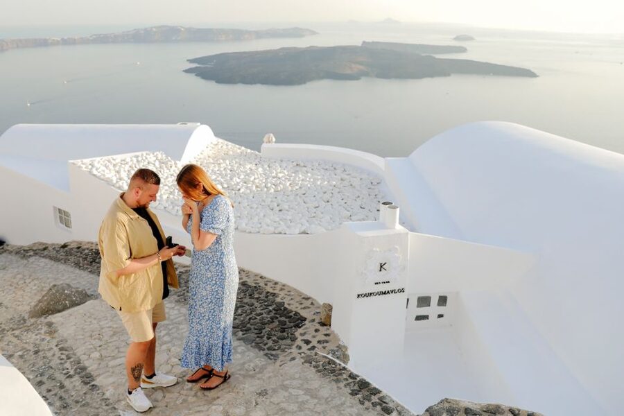 Proposal Photographer in Santorini - FAQ