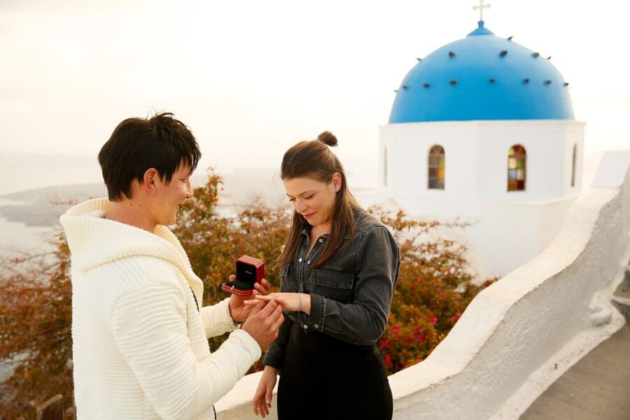 Proposal Photographer in Santorini - The 1–3 hour timeline: how to stay relaxed and still get variety