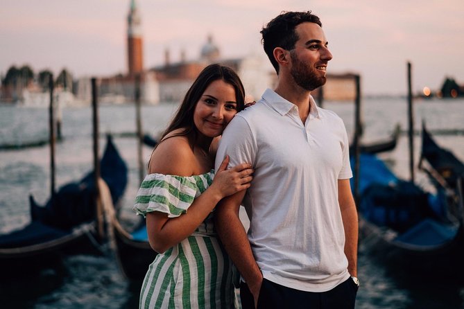 Proposal Photographer in Venice - Why a Venice proposal photographer beats DIY phone shots