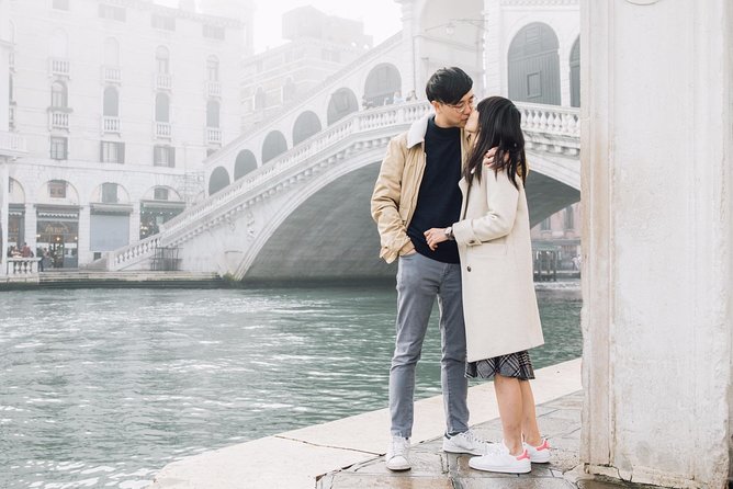 Proposal Photographer in Venice - Grand Canal: your romantic finishing move