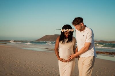 Romantic and fun couple shooting in Corralejo: capture your love! - The flow of your 30–40 minute session (and why it matters)
