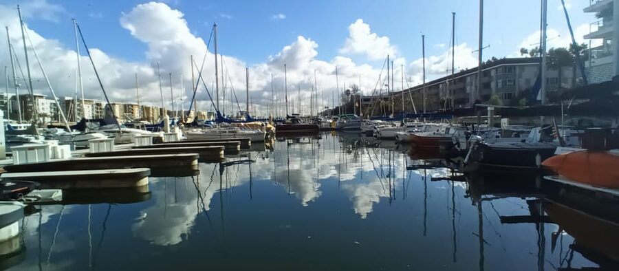 Romantic Boat Cruise with Wine & Cheese or Surprise Dinner - Who this cruise is best for (and who should skip it)