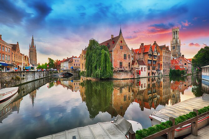 Romantic Bruges: Love Between the Canals Exploration Game - Romantic Bruges in 75 Minutes: what this smartphone game really gives you