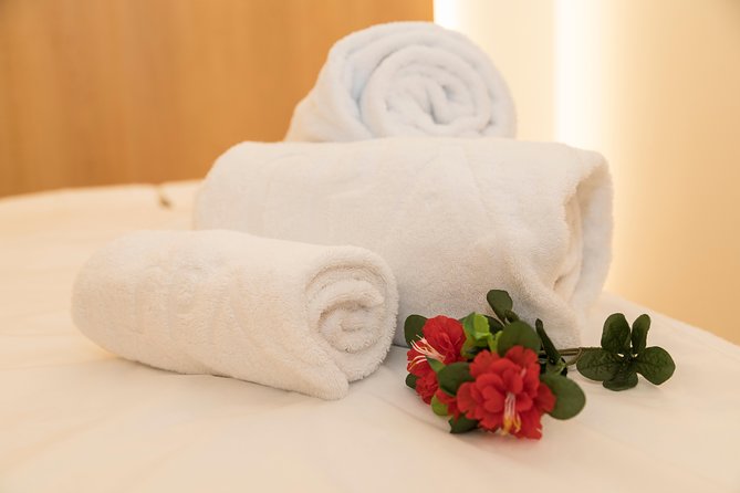 Romantic couple massage + SPA entry and private jacuzzi with cava - Who this is best for (and who might want something else)