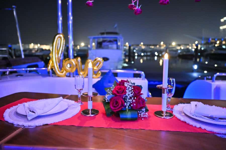 Romantic Dinner on Private Yacht - Key highlights that matter
