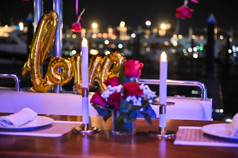Romantic Dinner on Private Yacht - Who this yacht dinner suits best (and who should think twice)