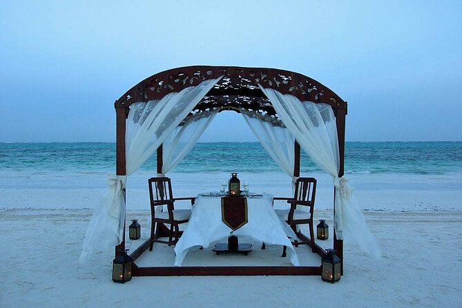 Romantic dinner with Candle at the Nungwi or Kendwa beach - Nungwi or Kendwa at sunset: why this works