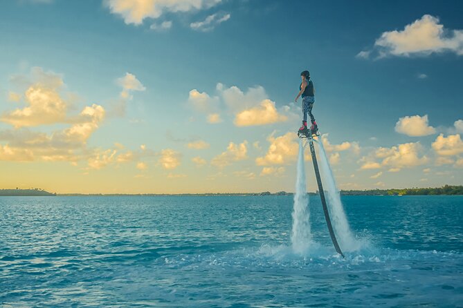 Romantic dive in the lagoon of Bora Bora. Private instructor on a shared boat - Gear, towels, water, and what that means for comfort