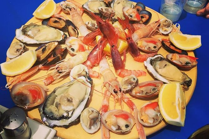 Romantic evening in Sorrento - Who should book this Sorrento boat dinner experience