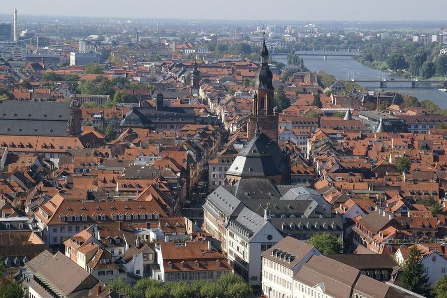 Romantic Heidelberg: Private Tour With Professional Guide - Price and time: when $349 per group is actually good value