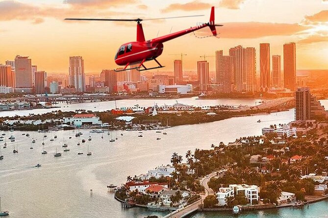 Romantic Miami Helicopter Tour with Champagne - The helicopter setup: Robinson R44, Bose headsets, and comfort