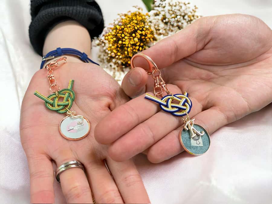Romantic Mizuhiki Knot and Omikuji Washi Charm Workshop Ueno - Mizuhiki and omikuji: a real Tokyo craft with love built in