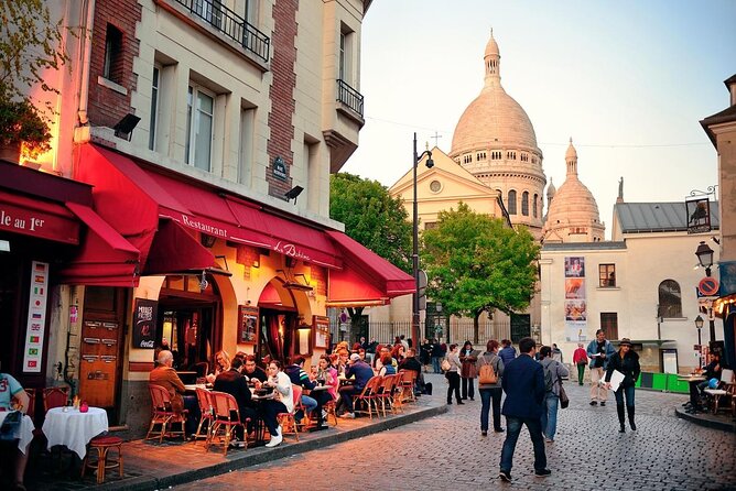Romantic Montmartre: Paris Lost Lovers Exploration Game and Tour - Key things to know before you go