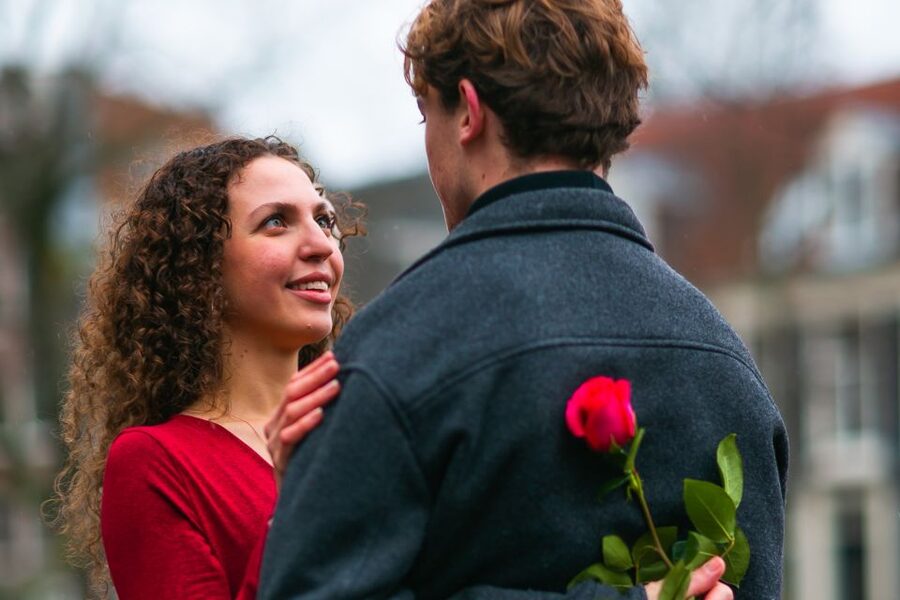 Romantic Photoshoot Experience for Couples in Amsterdam - Stop 3: back to Huidenstraat 32 (wrap-up and next steps)