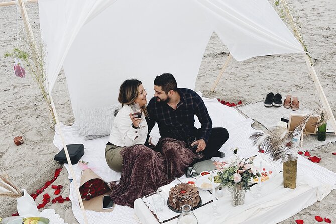Romantic Picnic by the beach - Quick Hits