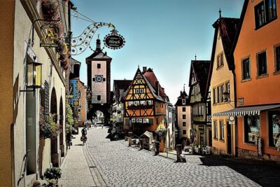 Romantic Road Highlights Private Day Trip from Munich - Harburg Castle: Feudal Drama Above the Wörnitz River