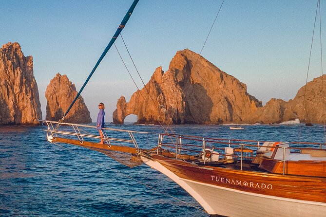 Romantic Sailboat Sunset: Live Music, Premium Bar & Dinner -Cabos - Cocktails and antipasto: setting the tone before dinner
